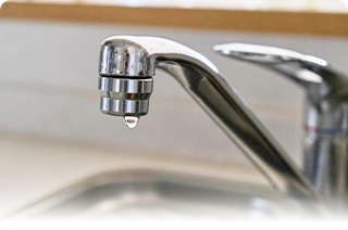 蛇口の水漏れ