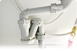 シンク下の配管からの水漏れ